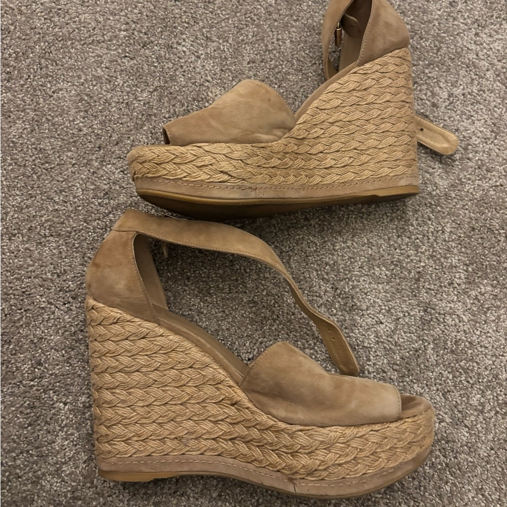 Stuart Weitzman Suede Wedge Sandal size 40 - Picture 3 of 9